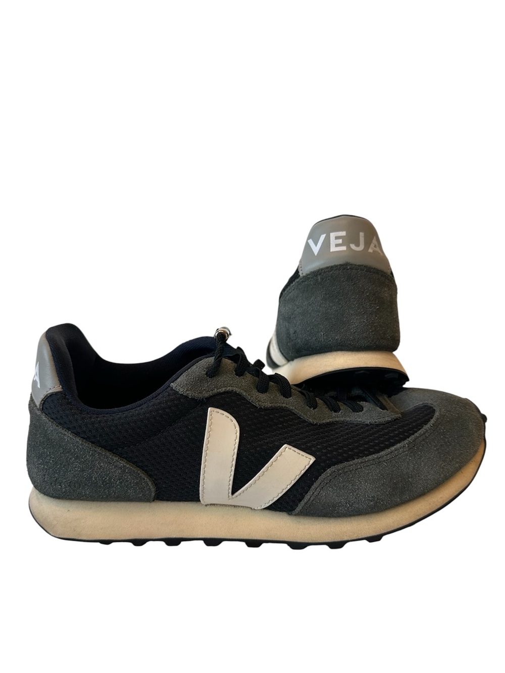 Veja Rio Branco Sneakers Gray Suede Black Mesh Slip On Sneakers Women’s 8